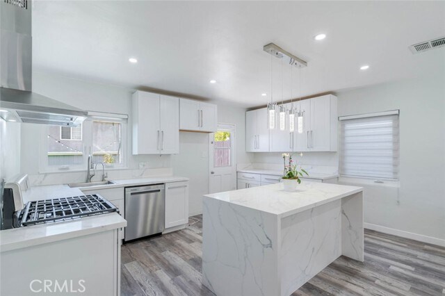 Building Photo - 10777 Mountair Ave