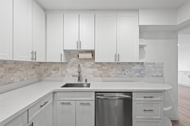 Building Photo - 7765 SW 86th St