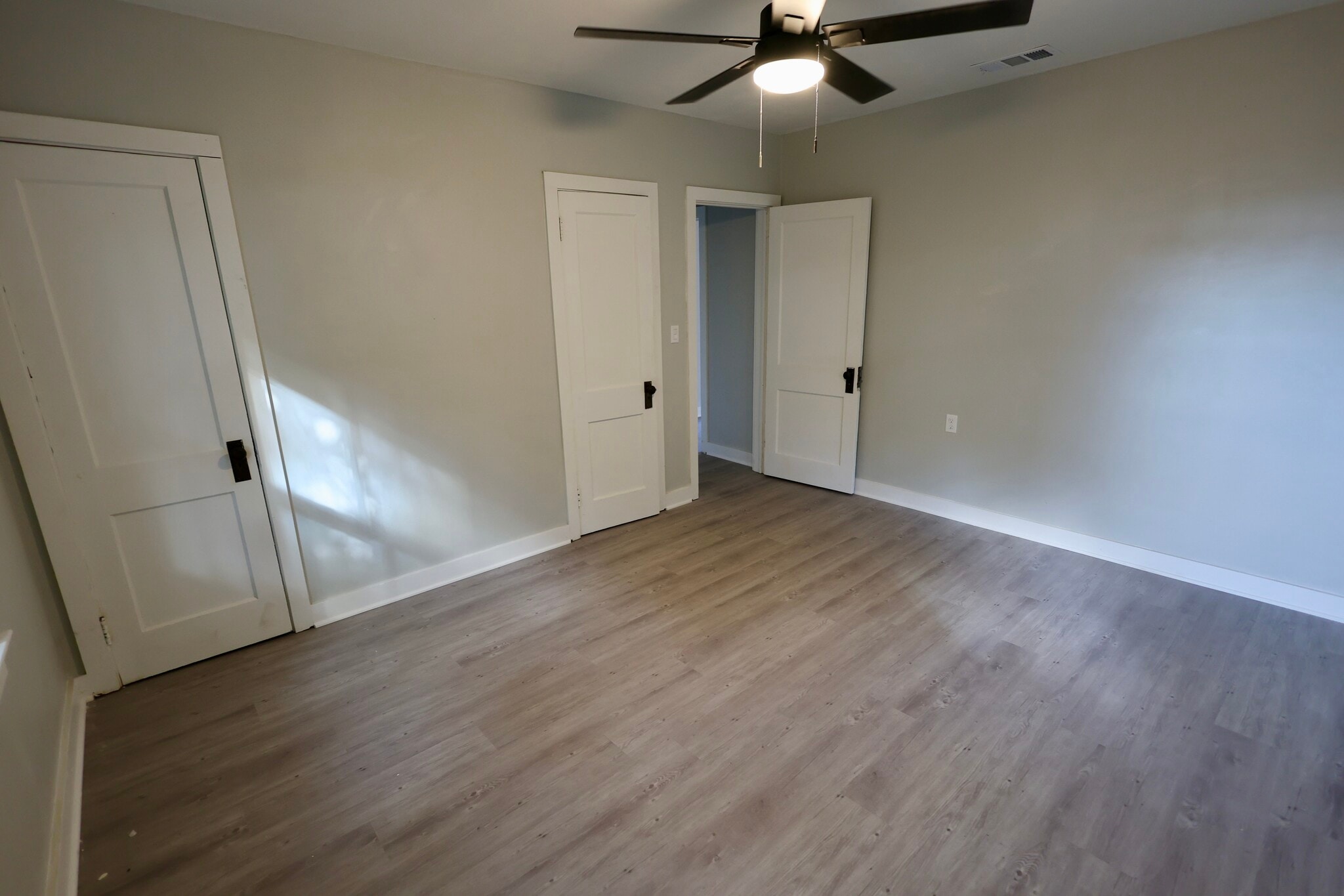 Master Bed - 400 S 9th St