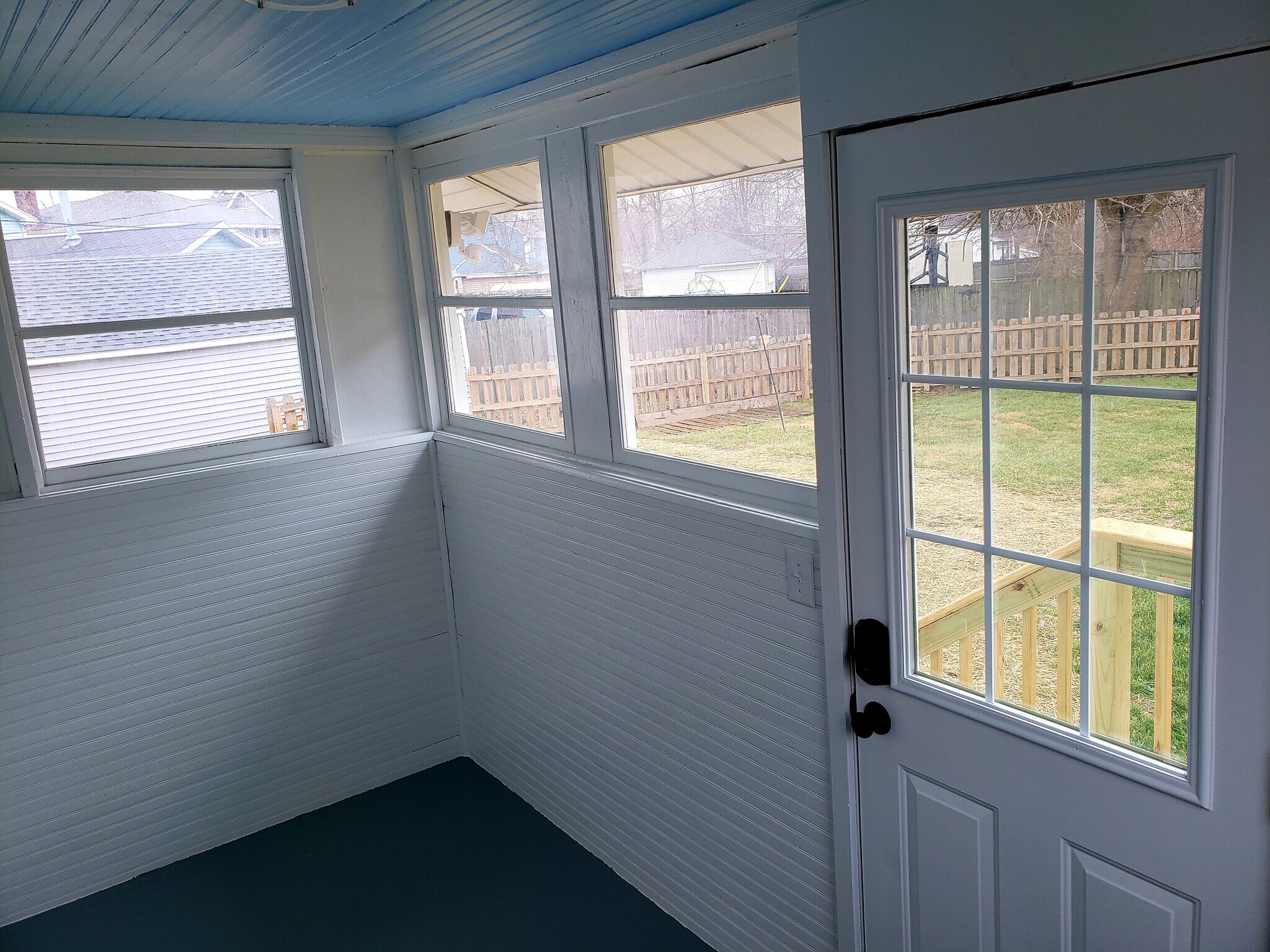 Mud Room - 1028 Highland Ave