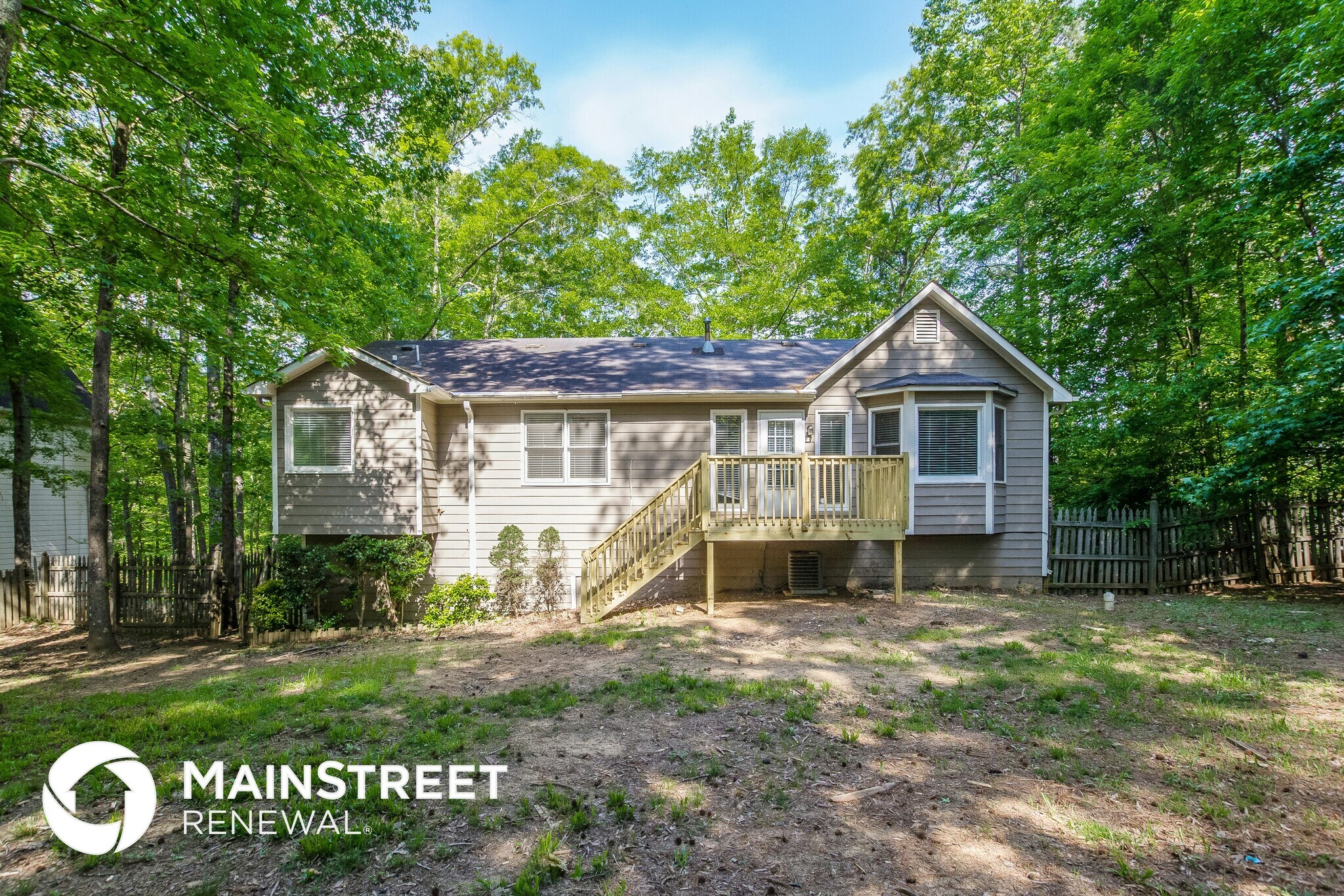 Building Photo - 294 Oak Landing Cir