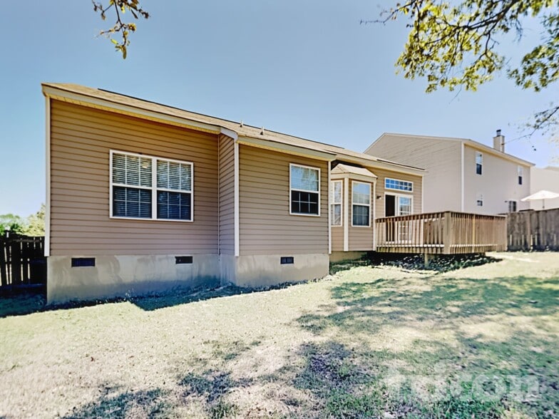 Building Photo - 319 Quiet Grove Ln