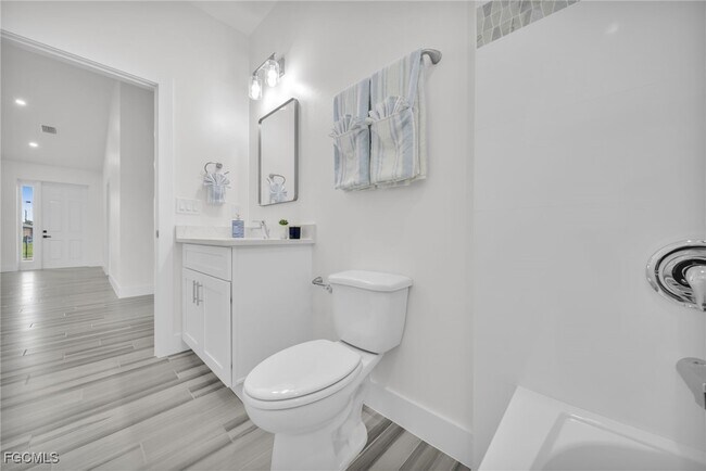 Building Photo - 2836 NW 5th Terrace