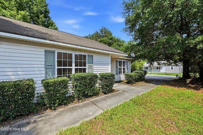 Building Photo - 118 Avondale Ave