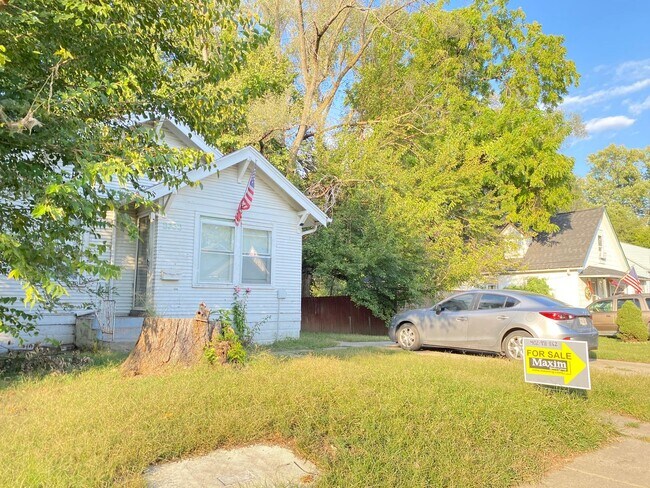 Building Photo - Cozy 2 bed 1 bath house $995 Sec 8 OK