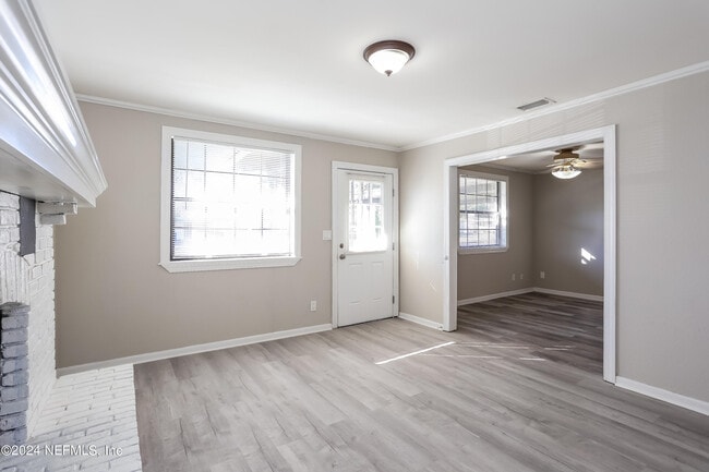 Building Photo - 11251 Andrea Dr