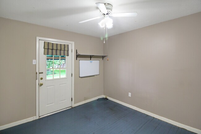 Building Photo - 246 St Paul St