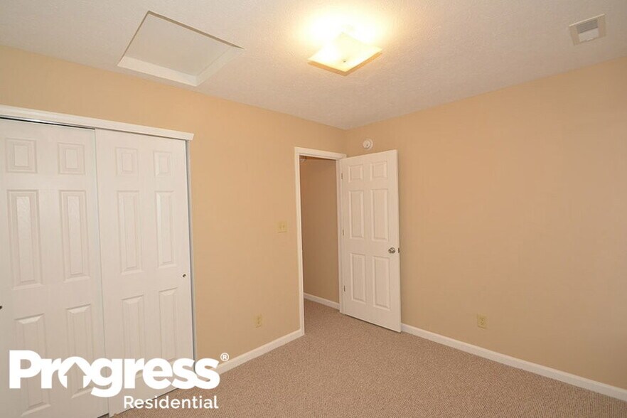 Building Photo - 7710 Sergi Canyon Dr