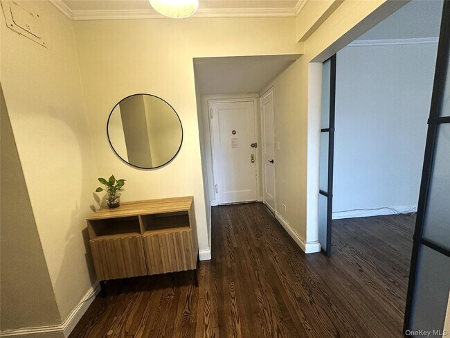 Building Photo - 98-76 Queens Blvd