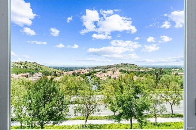 Building Photo - 147 Oceano