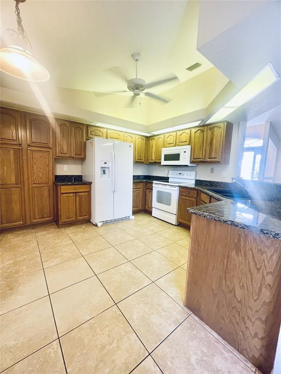 Building Photo - 390 Corrientes Cir