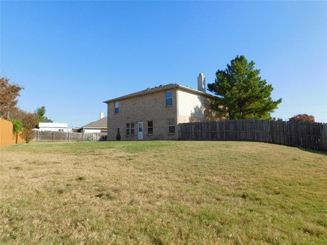 Building Photo - 2801 Saddle Dr