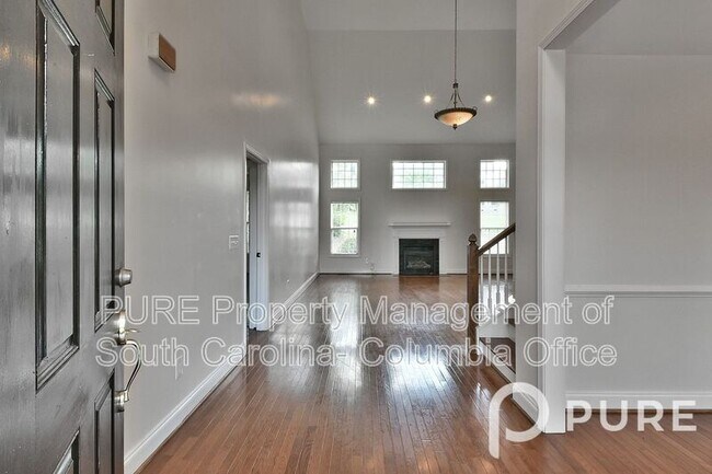 Building Photo - 4 Hunters Pond Dr