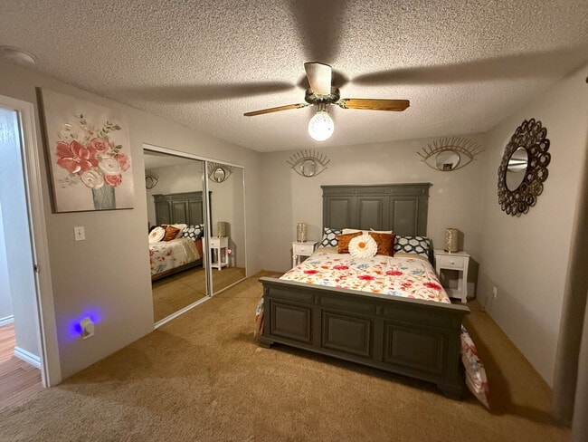 Building Photo - 1709 S Perry Ct