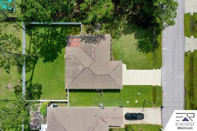 Building Photo - 30 Red Mill Dr