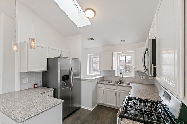 Building Photo - 2604 Sheehan Ct