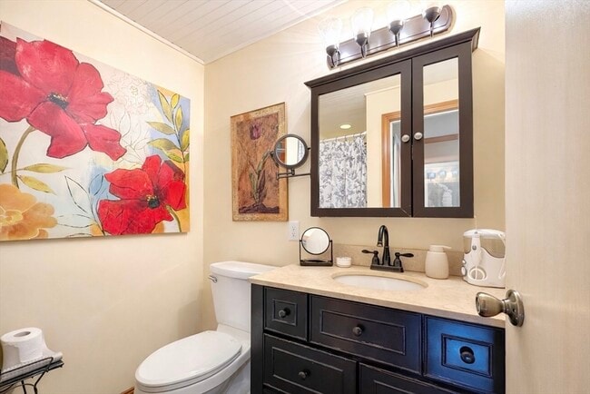 Building Photo - 100 Water St