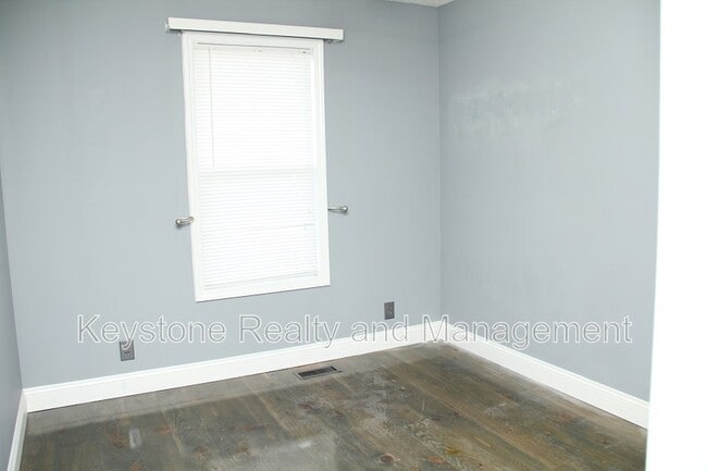 Building Photo - 1909 Timberline Cir