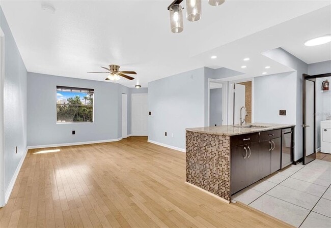 Building Photo - 3008 Parkway Blvd