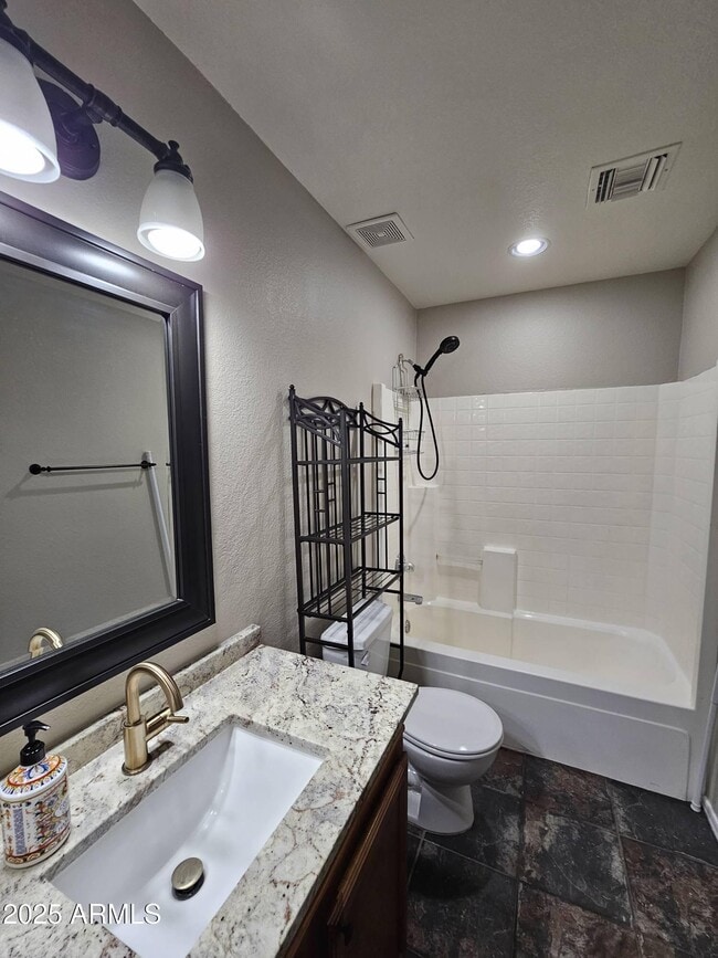 Building Photo - 1314 S Bridgegate Dr