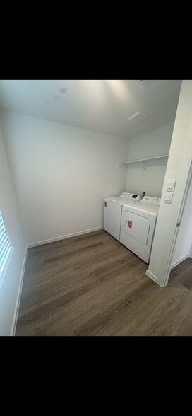 Building Photo - 3025 Nori Shores Dr