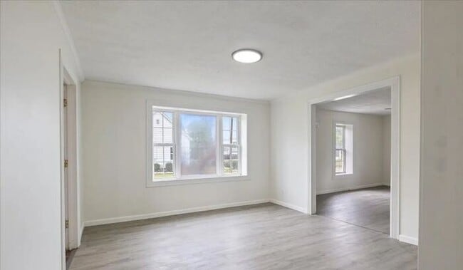 Building Photo - Newly Remolded 4 Bedroom on the Northside