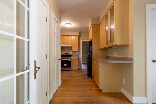 Building Photo - 26 Bagwell Ave