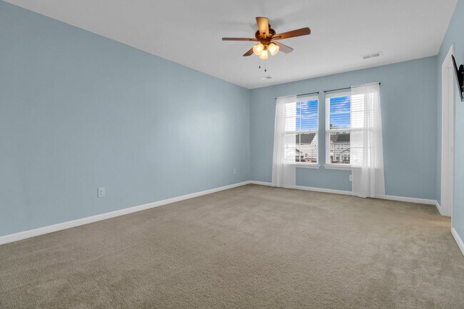 Building Photo - Modern Comfort & Easy Living in Ladson