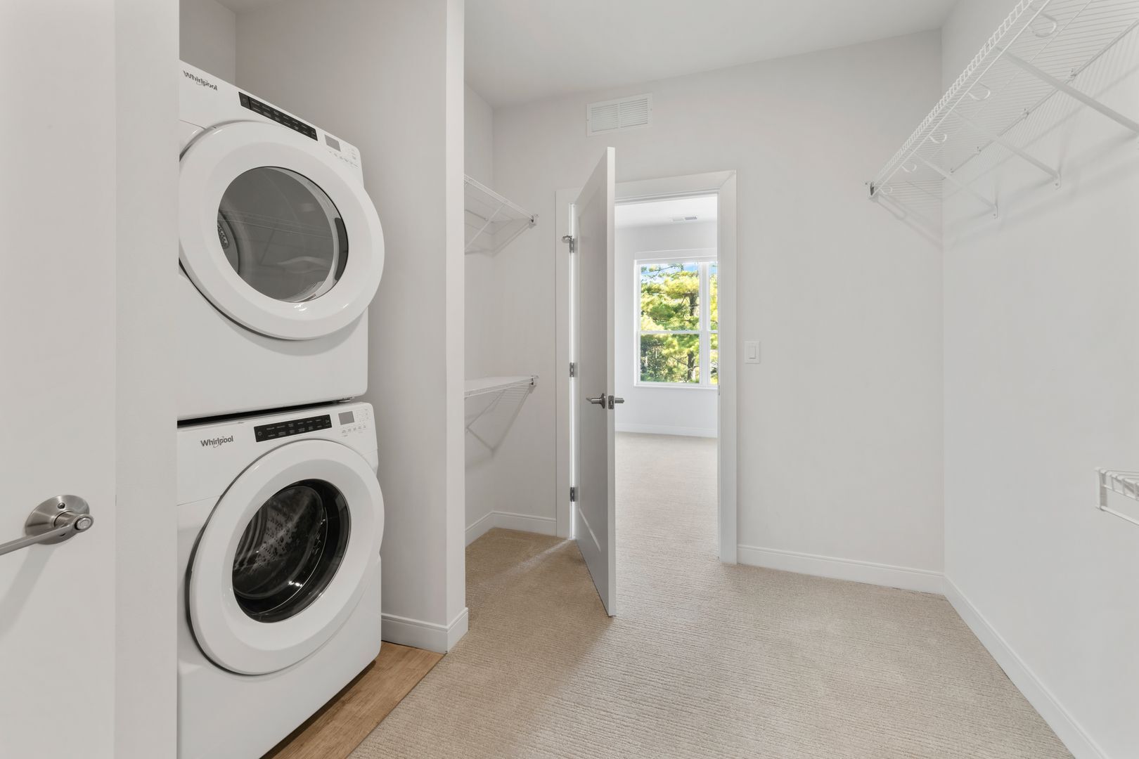 Building Photo - 5945 6th Ave