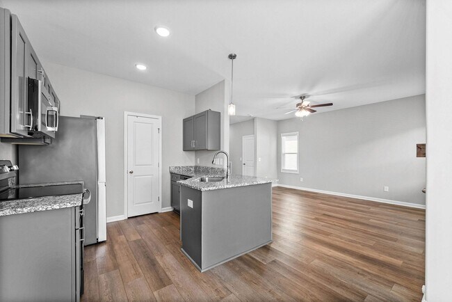 Building Photo - 54 E Fork Dr