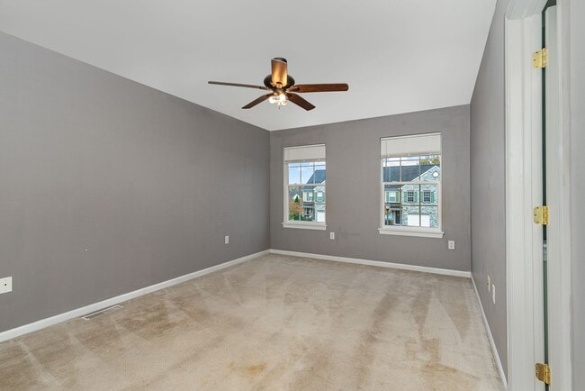 Building Photo - 129 Buckley Dr