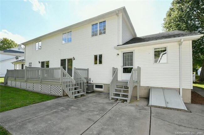 Building Photo - 14 Harold Rd