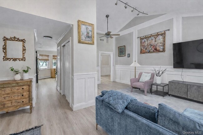 Building Photo - 28 Pagnotta Dr