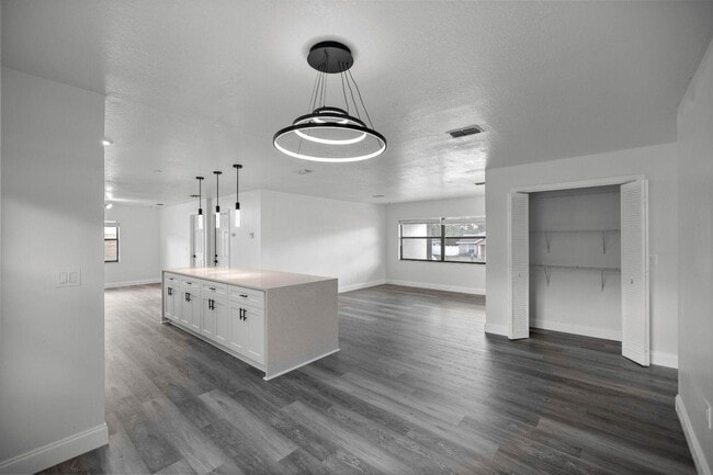 Building Photo - 14090 SW 34th Terrace Rd