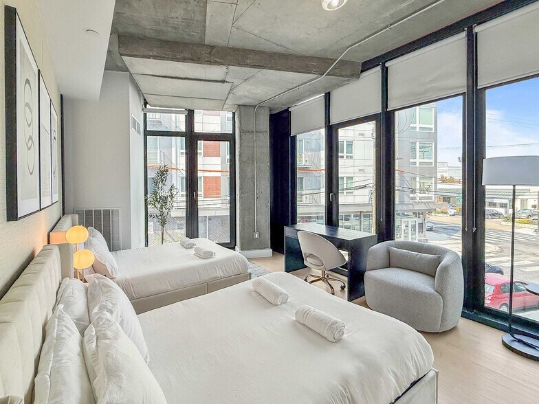 Building Photo - 1247 N 2nd St