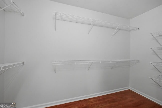 Building Photo - 3303 Greencastle Chase NE