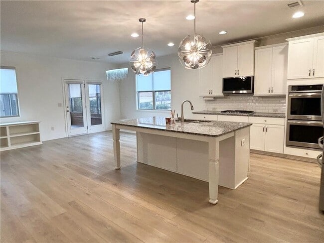 Building Photo - 5665 Carruth Lake Dr