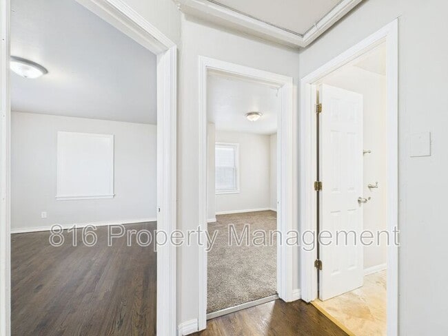 Building Photo - 4036 Cleveland Ave.