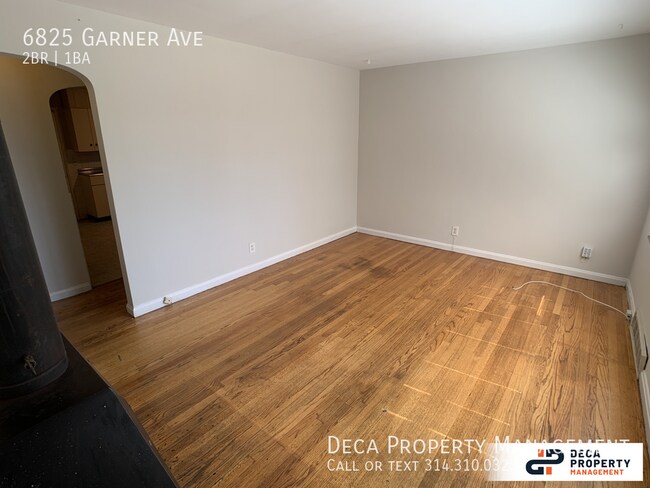 Building Photo - 2 Bedroom House