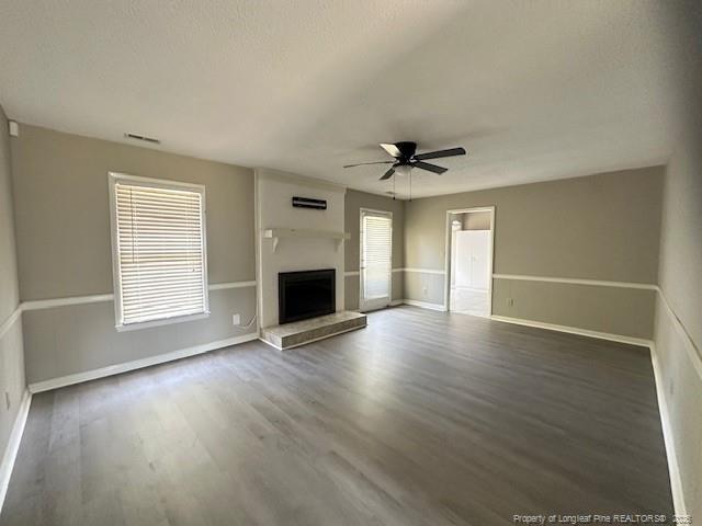 Building Photo - 6036 Lakeway Dr