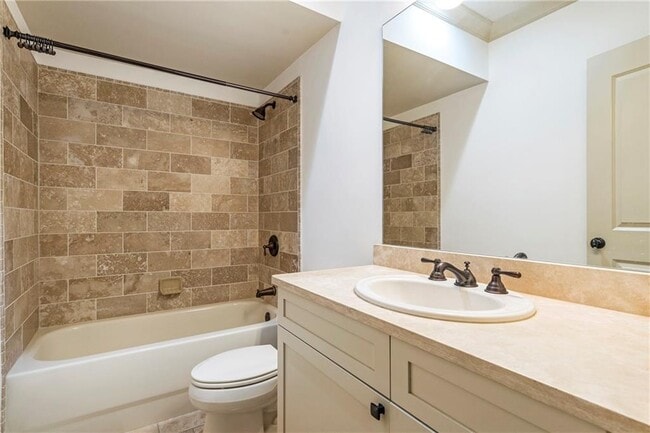 Building Photo - 58 Sheridan Dr NE