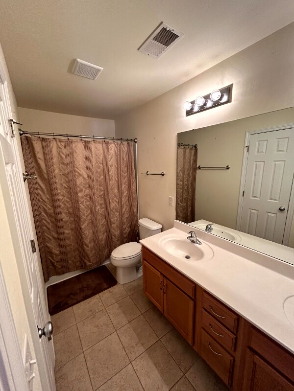 Building Photo - 122 Sonata Cir