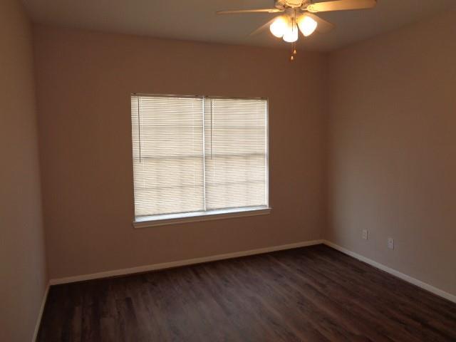 Building Photo - 12565 Melville Dr