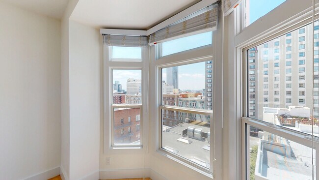 Building Photo - 865 Sutter St