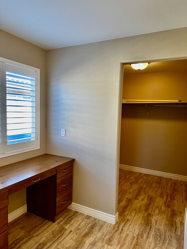 Building Photo - 1223 N 2190 W