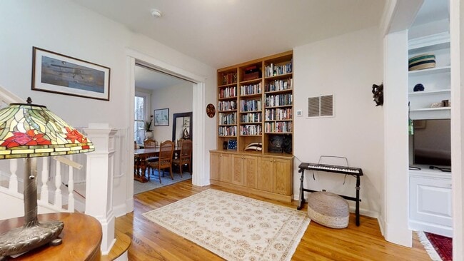 Building Photo - 1849 Monroe St NW