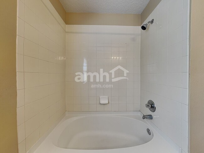 Building Photo - 2475 Breezy Meadow Rd