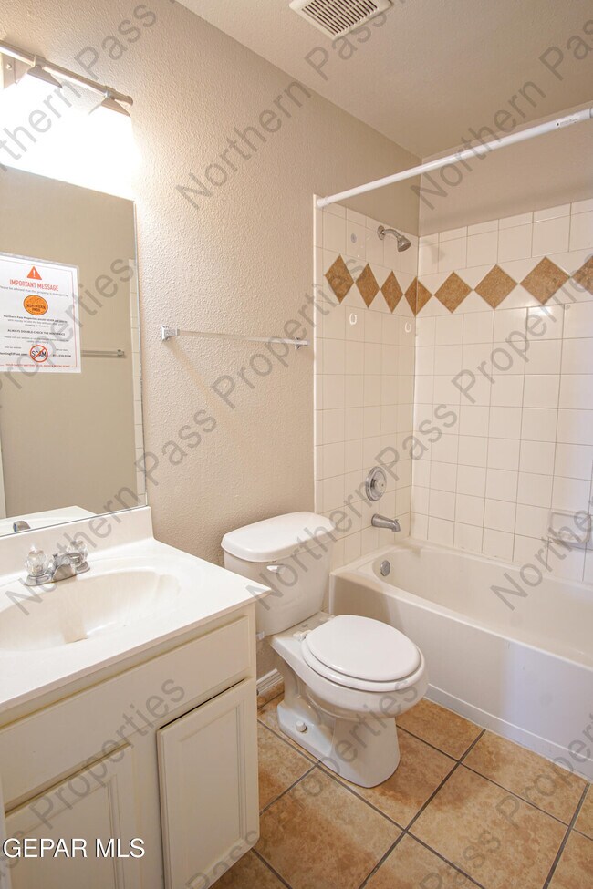 Building Photo - 14140 Robert Ituarte Dr
