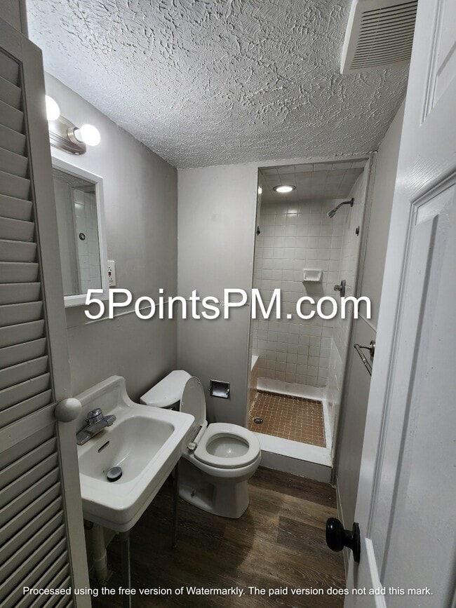 Building Photo - 5178 Homewood Ave