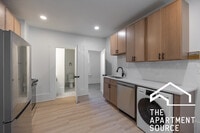 Building Photo - 2301 N Leavitt St